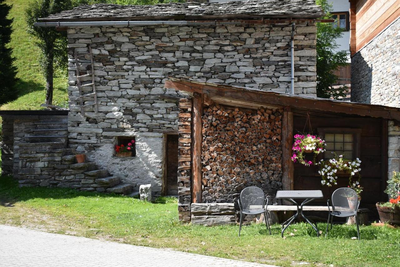 Albergo Mangusta Madesimo Exteriér fotografie